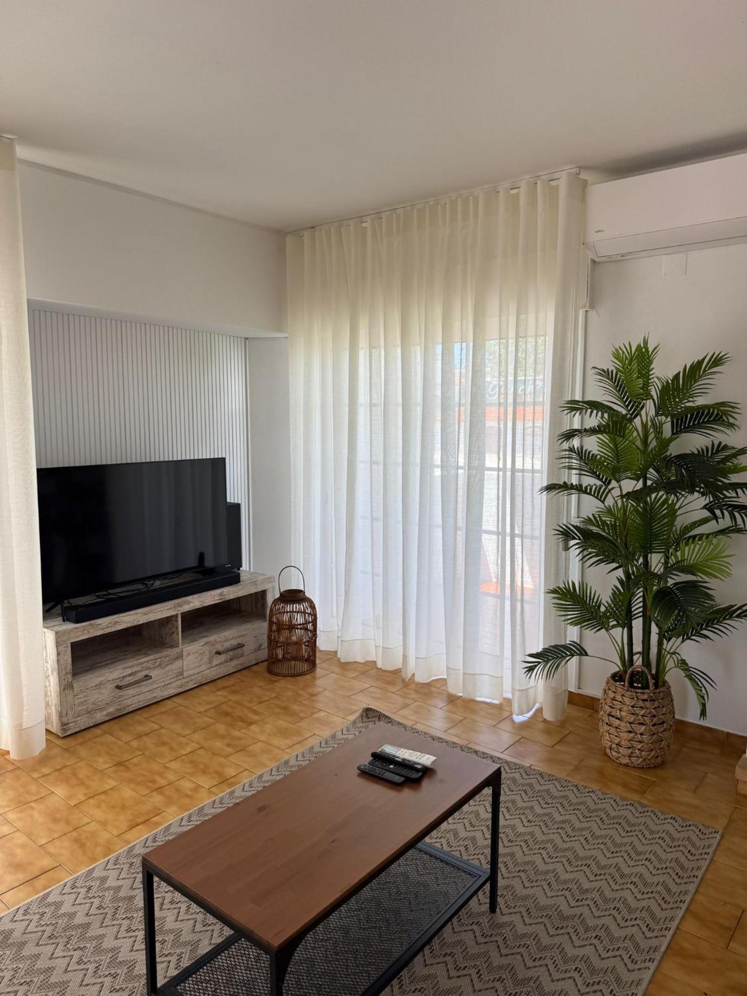 Cozy Apartment Oura Beach Albufeira Buitenkant foto